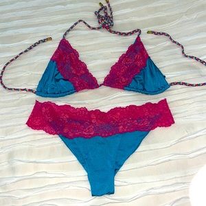Gently Used Beach Bunny Lace Swim